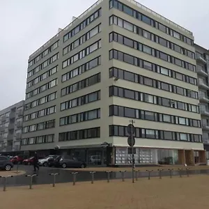 Zeezicht 8 Hoog , Ostende Belgien